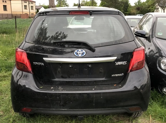 Toyota Yaris cena 26700 przebieg: 79300, rok produkcji 2015 z Łódź małe 407
